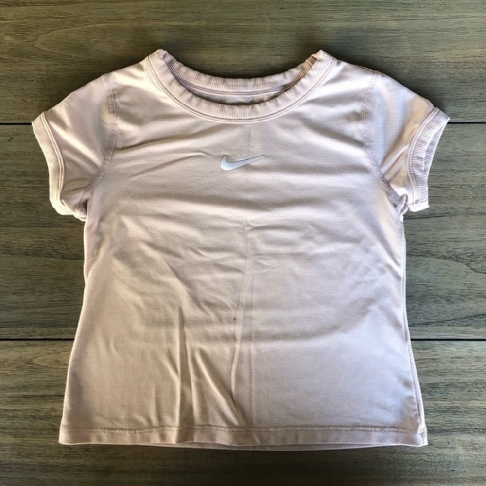 Nike - Girls Dri-FIT pink T-shirt - XS